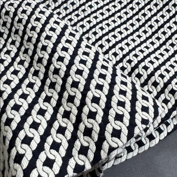 BANANA REPUBLIC Black & White Mini Skirt Size 2 Petite - Picture 6 of 12